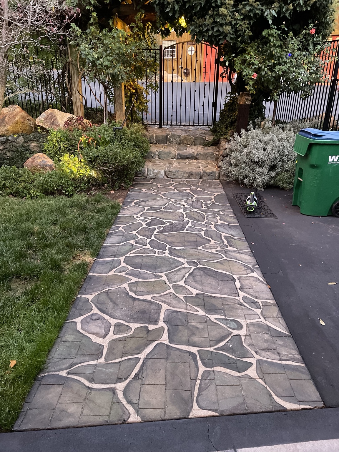Stone-Inspired Walkways concrete artistry project 2